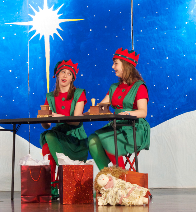 SBM-Elfs-seated
